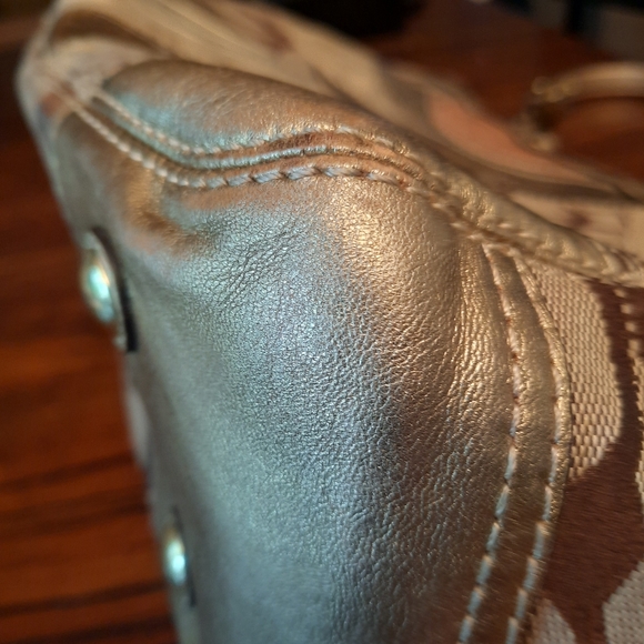 COACH PATCHWORK SIGNATURE MOSAIC GOLD PURSE - Picture 8 of 10